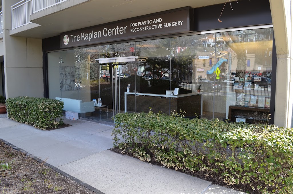 The Kaplan Center for Plastic & Reconstructive Surgery | 1033 River Rd Suite 1, Edgewater, NJ 07020 | Phone: (201) 710-7771