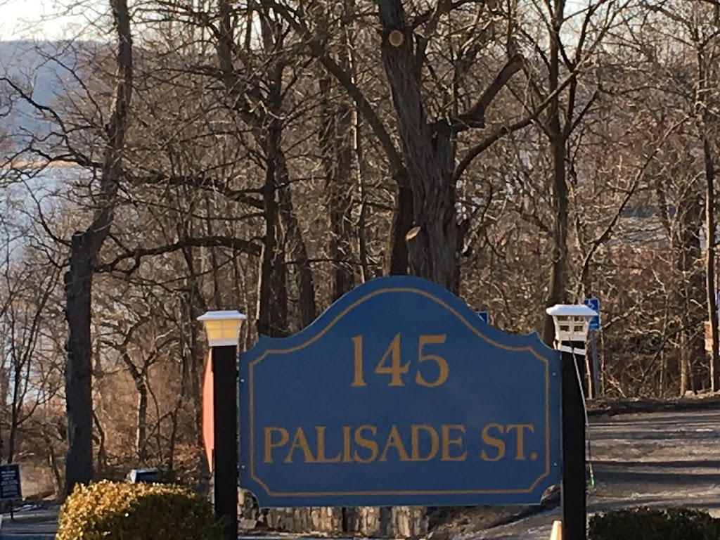 Psychotherapy-on-Hudson | 145 Palisade St suite 396, Dobbs Ferry, NY 10522 | Phone: (917) 796-0907