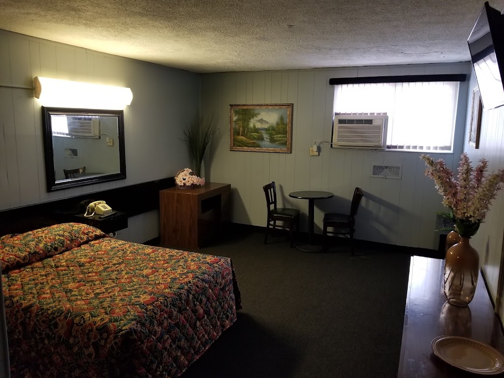 Belmont Motel Inn | 222-16 Hempstead Ave, Queens, NY 11429 | Phone: (718) 776-4534