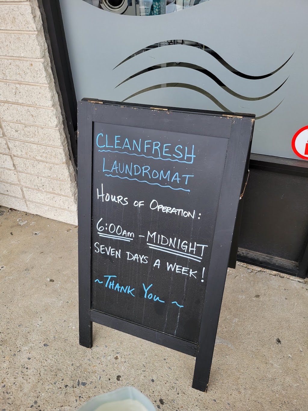 CleanFresh Laundromat | 1745 Central Park Ave, Yonkers, NY 10710 | Phone: (914) 361-1313