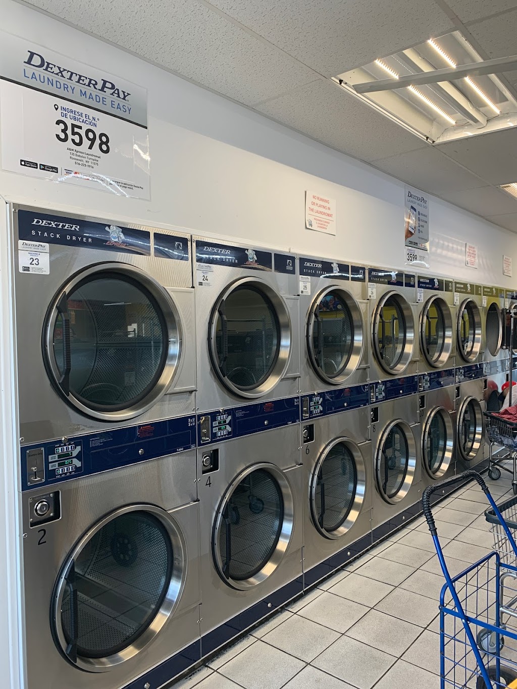 A&M Express Laundromat | 135 Babylon Turnpike UNIT B, Roosevelt, NY 11575 | Phone: (516) 223-1916