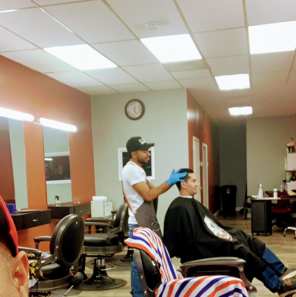 Barrios Finest Cuts Barber Shop | 168 A E Montauk Hwy, Lindenhurst, NY 11757 | Phone: (631) 450-4766