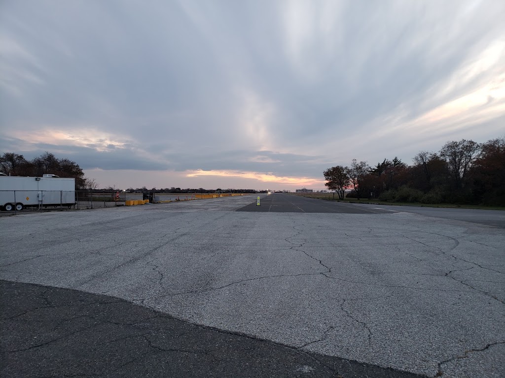 Seaplane Kayak Launch (Floyd Bennett Field) | Aviation Rd, Brooklyn, NY 11234 | Phone: (718) 338-3799