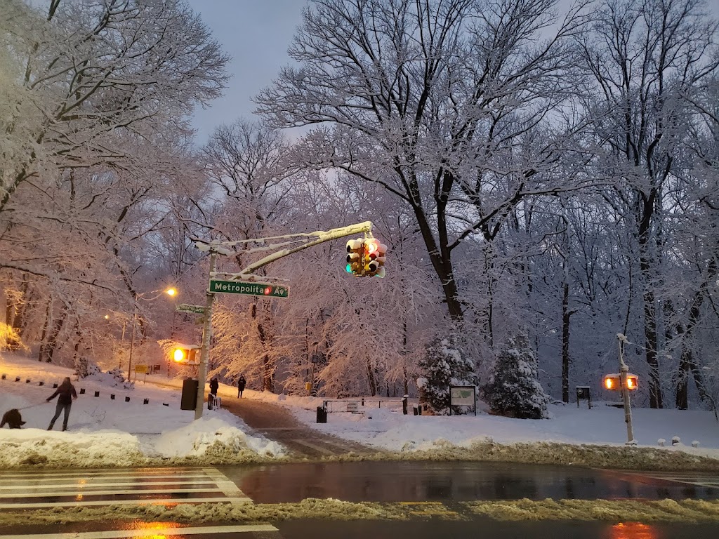 Forest Park Carousel Amusement Village | Woodhaven Blvd &, Forest Park Dr, Woodhaven, NY 11421 | Phone: (718) 788-2676