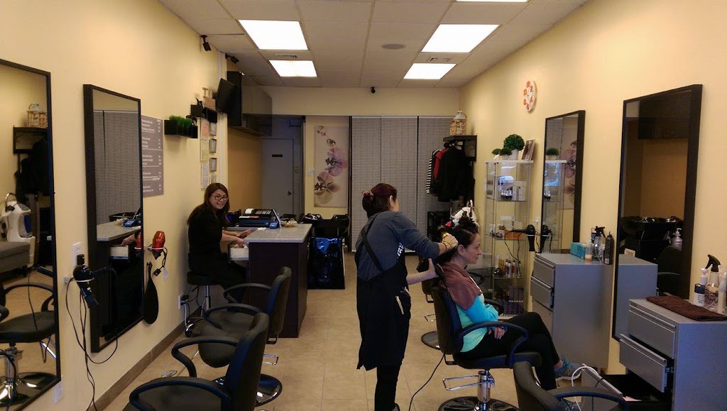 Instyle Hair Beauty Salon | 7240 Austin St, Queens, NY 11375 | Phone: (718) 268-1088