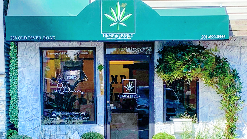 Hemp & Honey | 238 Old River Rd, Edgewater, NJ 07020 | Phone: (201) 699-0555