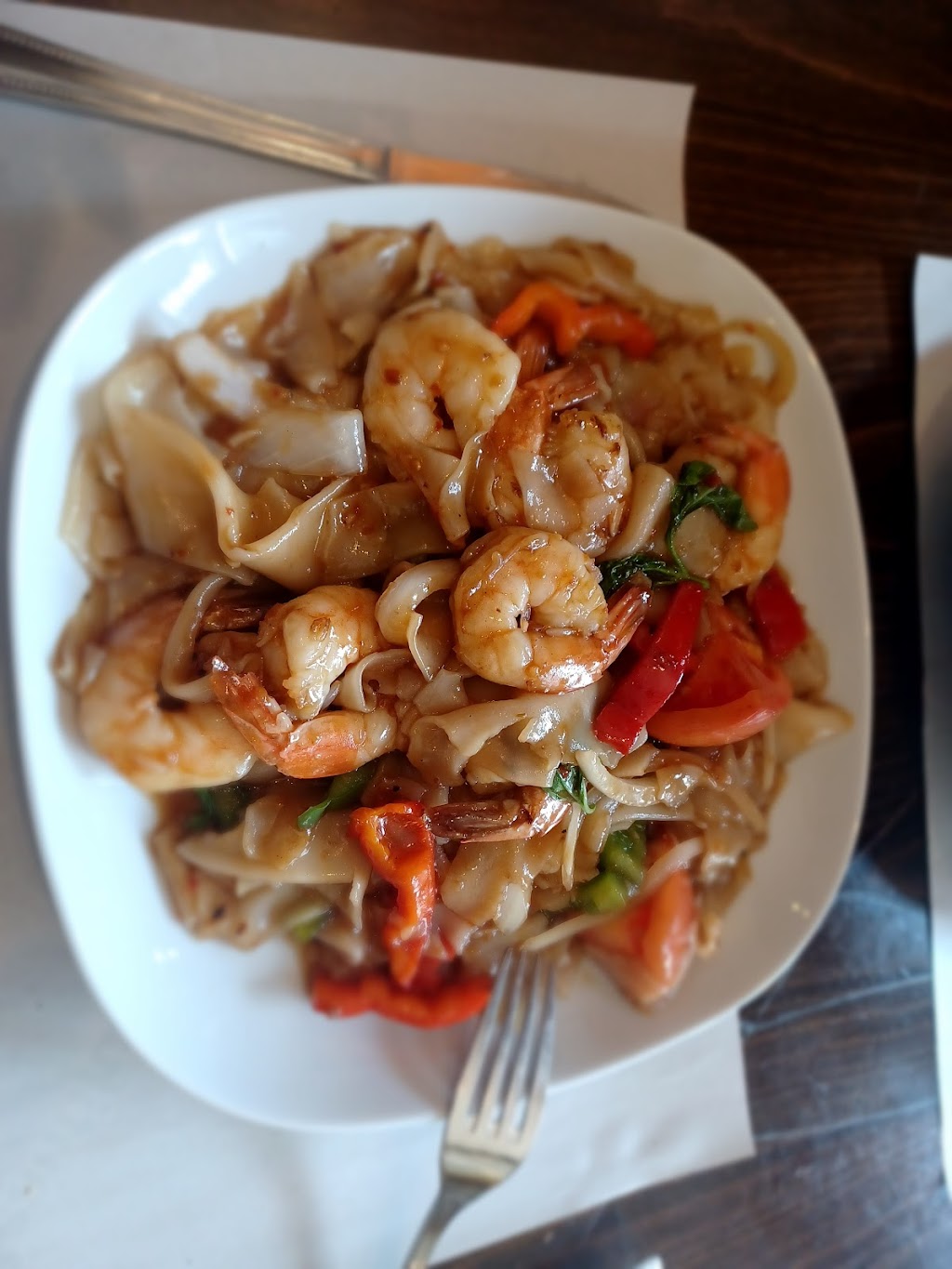 Little Thai Kitchen | 21 St Roch Ave, Greenwich, CT 06830 | Phone: (203) 622-2972