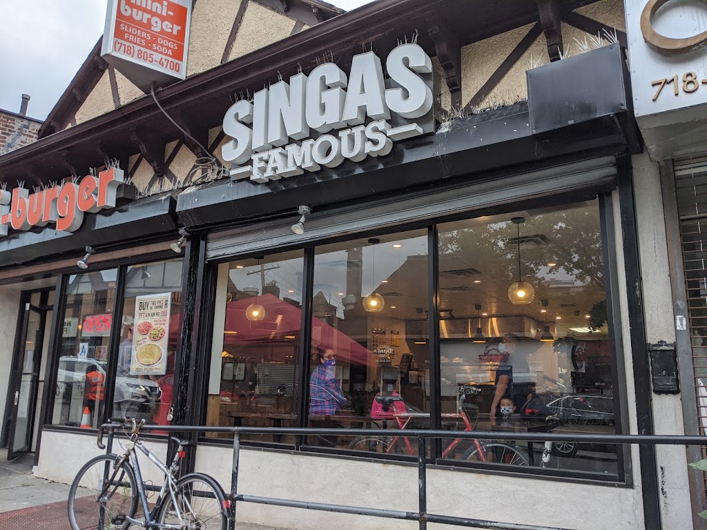 Singas Famous Pizza | 8125 Lefferts Blvd #1728, Queens, NY 11415 | Phone: (718) 805-4700