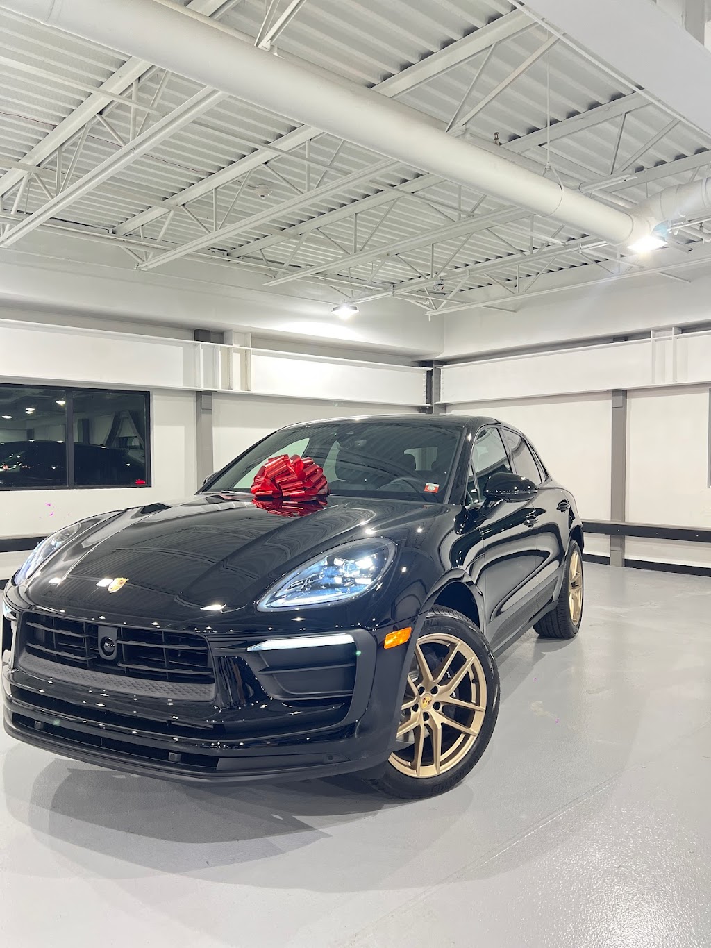 Porsche Gold Coast | 125 S Service Rd, Jericho, NY 11753 | Phone: (516) 758-0800