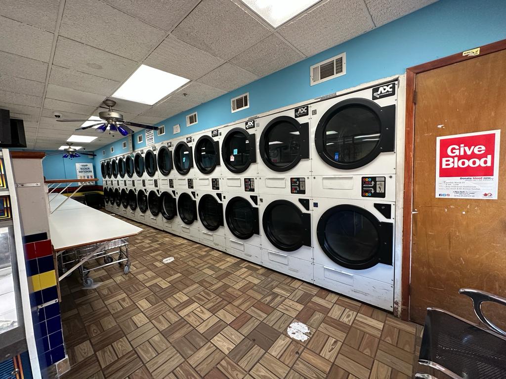 Garden Laundromat | 108-14 Myrtle Ave, Queens, NY 11418 | Phone: (917) 309-4201