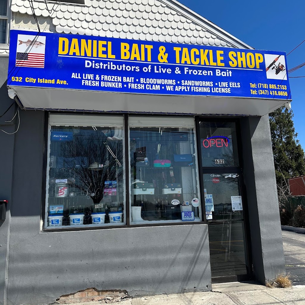 Daniels Bait & Tackle Shop of City Island | 632 City Island Ave, Bronx, NY 10464 | Phone: (718) 885-2153