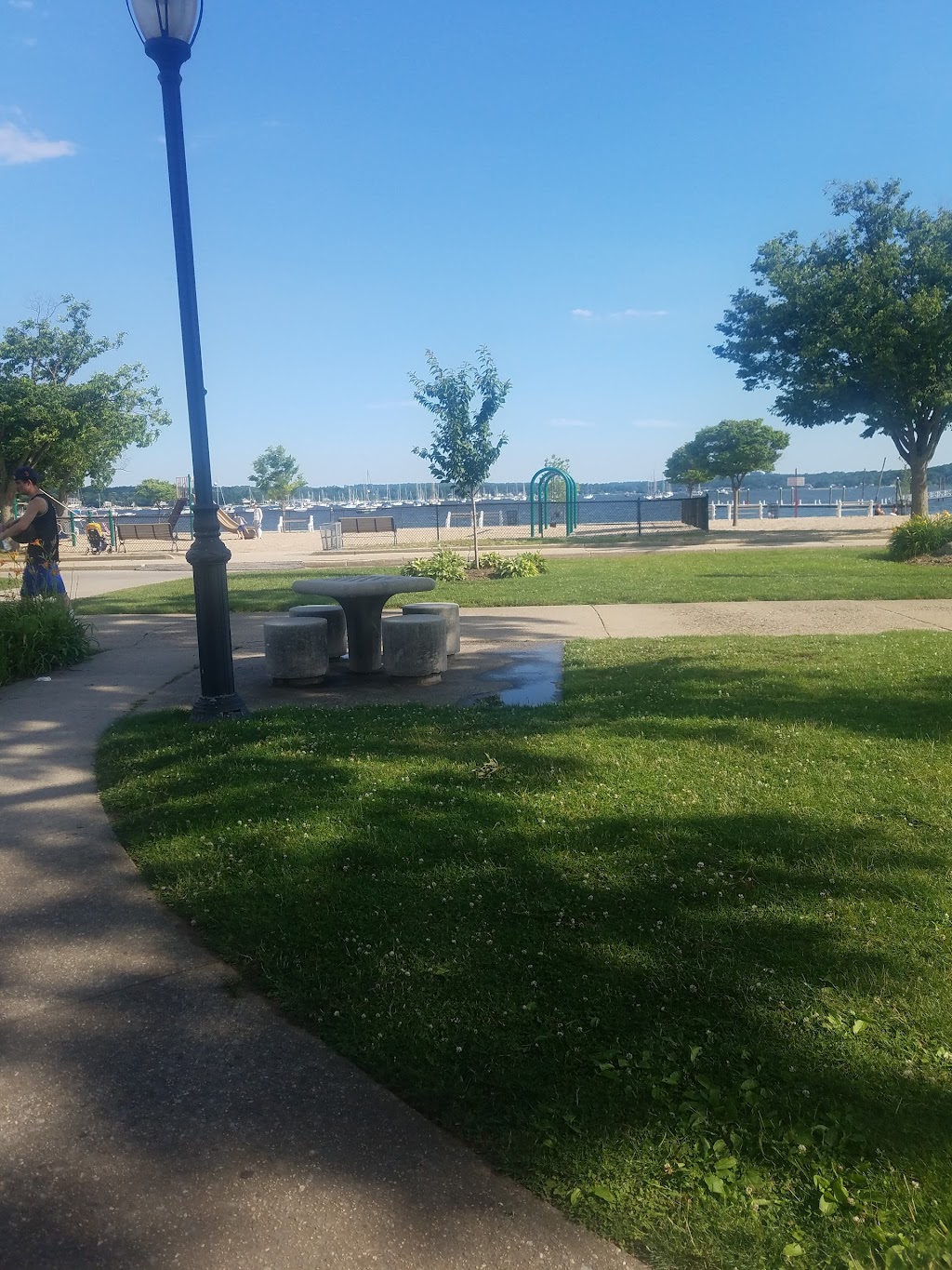 Manorhaven Beach Park & Pool | Manorhaven Blvd, Port Washington, NY 11050 | Phone: (516) 767-4618