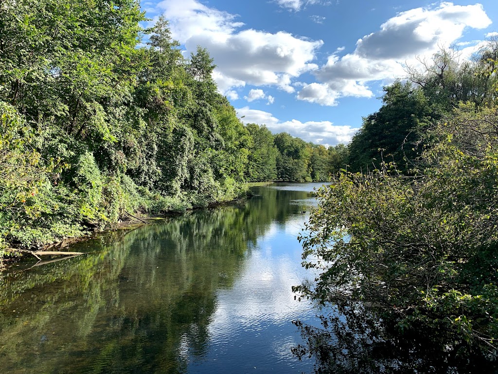 Bronx River Park | 2 Bronx River Pkwy, Scarsdale, NY 10583 | Phone: (914) 723-4058