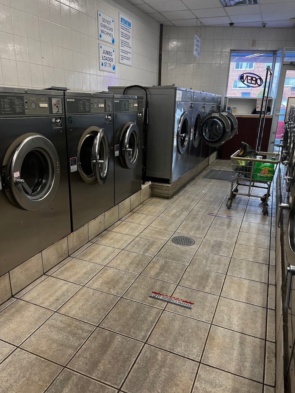 Clean Xpress Laundromat | 3140 Miles Ave, Bronx, NY 10465 | Phone: (718) 822-1752