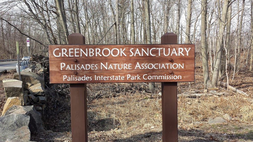 Greenbrook Nature Sanctuary (Membership Required) | Green Brook Rd, Tenafly, NJ 07670 | Phone: (201) 784-0484