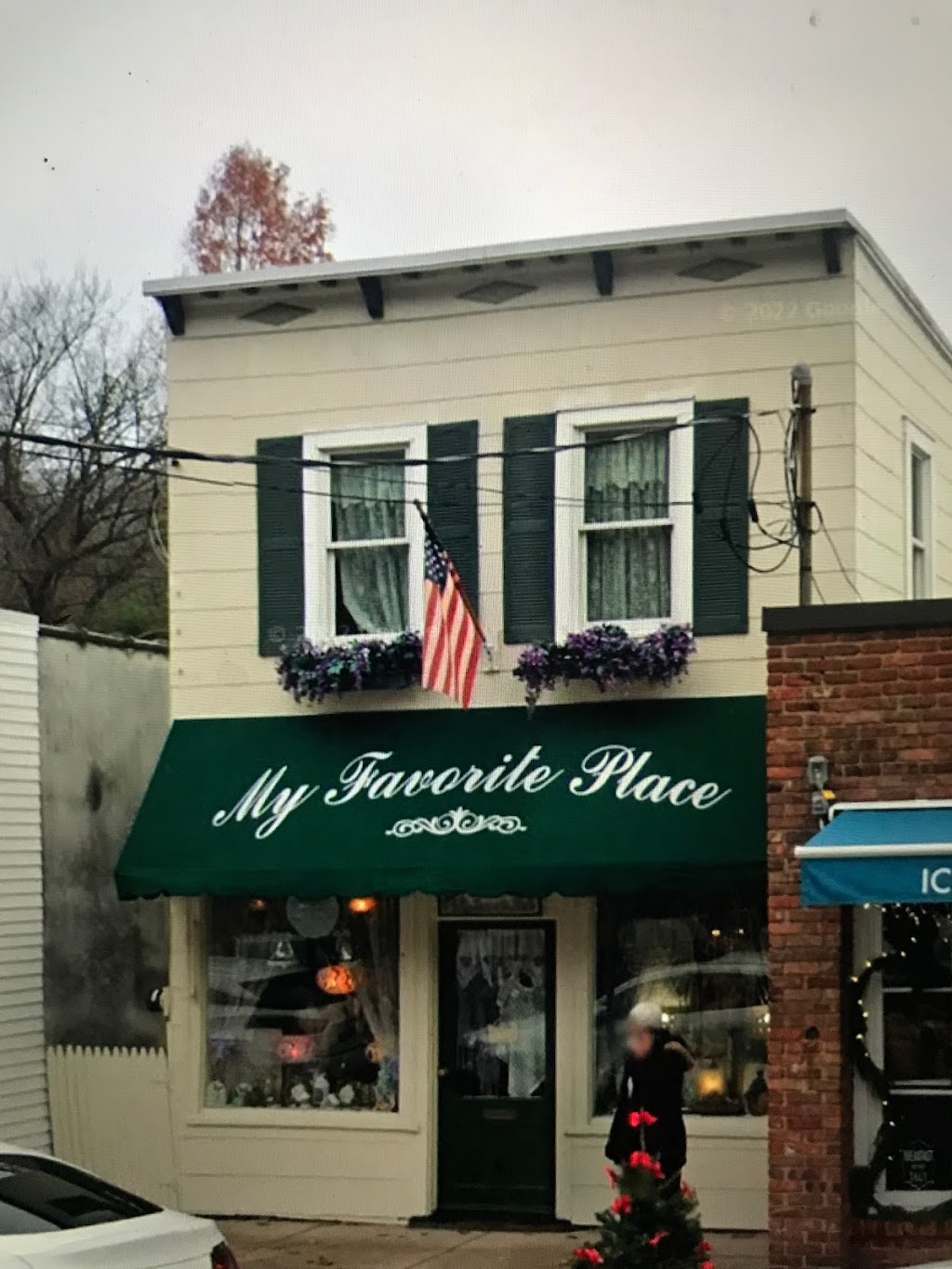 My Favorite Place | 103 Main St, Cold Spring Harbor, NY 11724 | Phone: (631) 367-3302