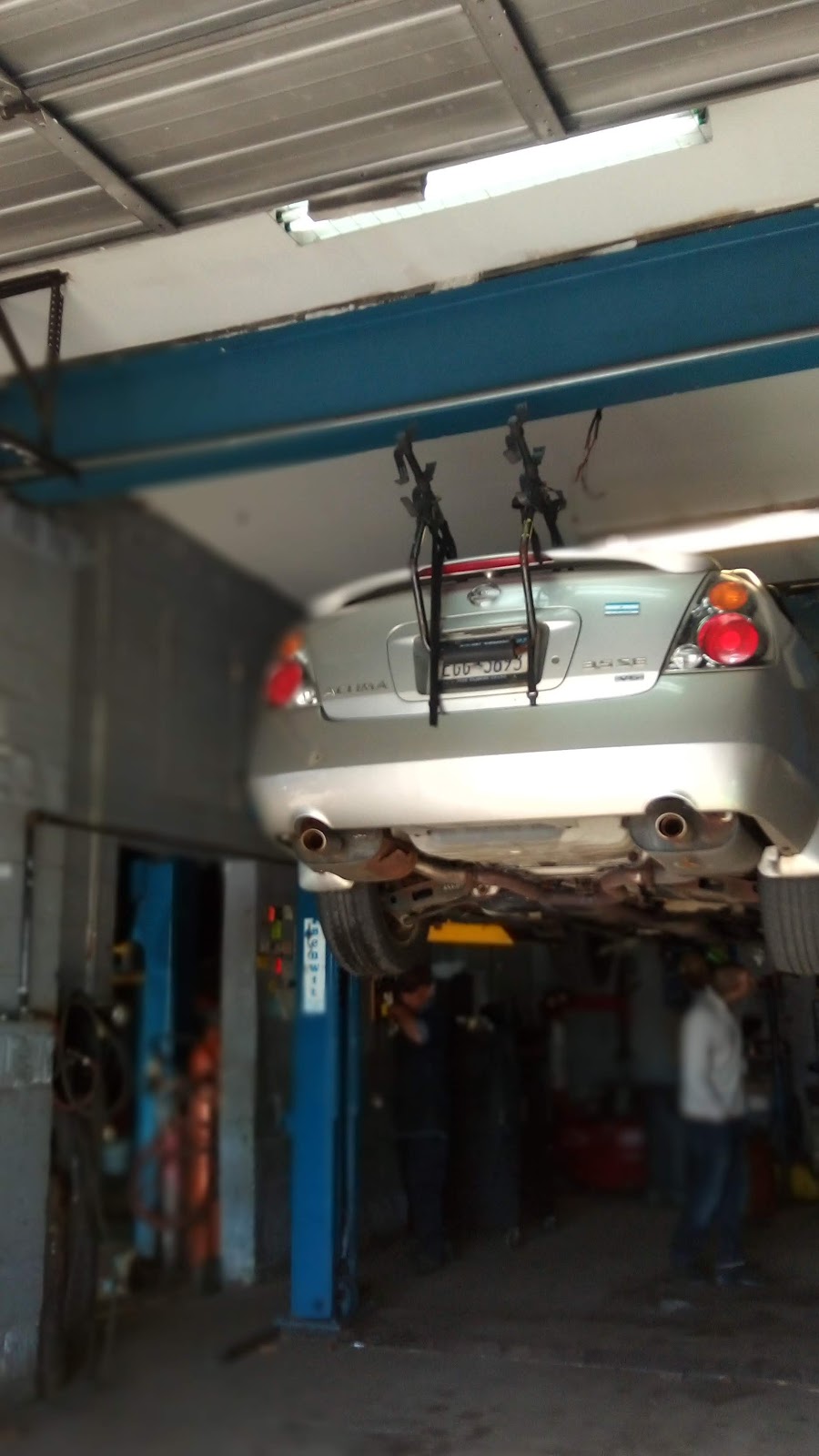 A & J Complete Auto Repair | 460 W Montauk Hwy, Lindenhurst, NY 11757 | Phone: (631) 592-2390