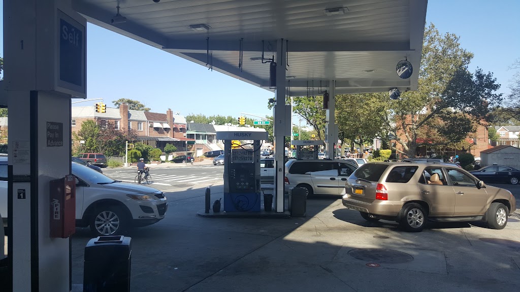 Husky Gas Station | 3102 68th St, Queens, NY 11377 | Phone: (718) 457-1003