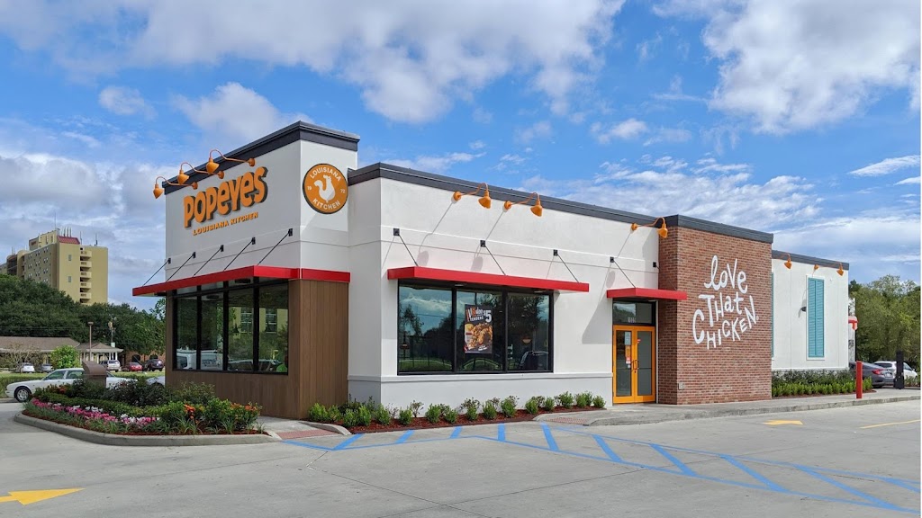 Popeyes Louisiana Kitchen | Vince Lombardi Travel Center Nj Turnpike, Mile Marker 116, Ridgefield, NJ 07657 | Phone: (201) 943-1171