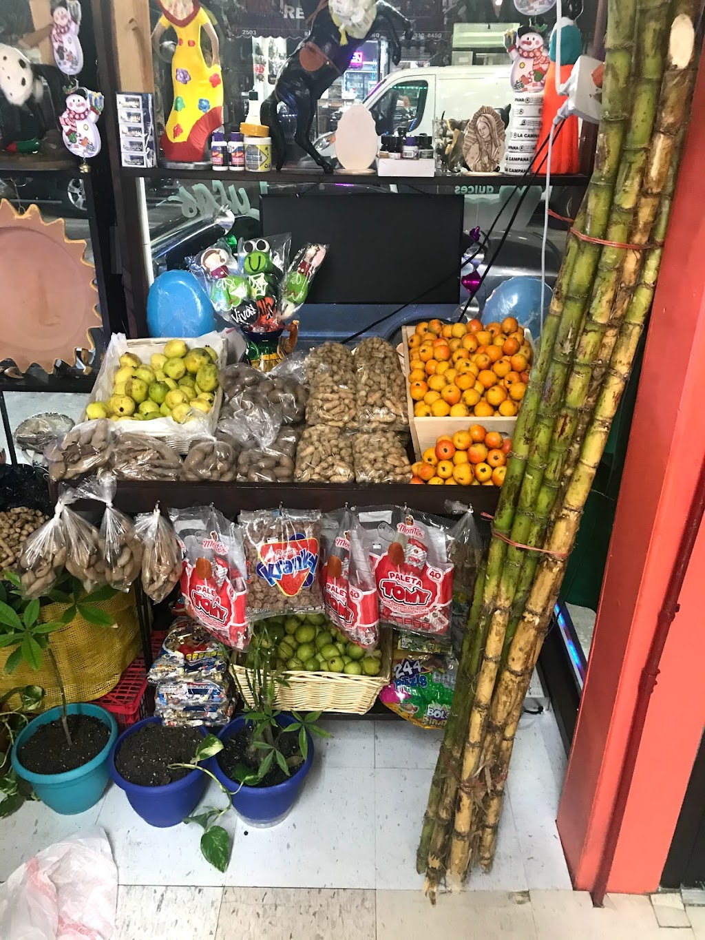 El puente roto grocery | 2504 Bergenline Ave, Union City, NJ 07087 | Phone: (201) 624-8668