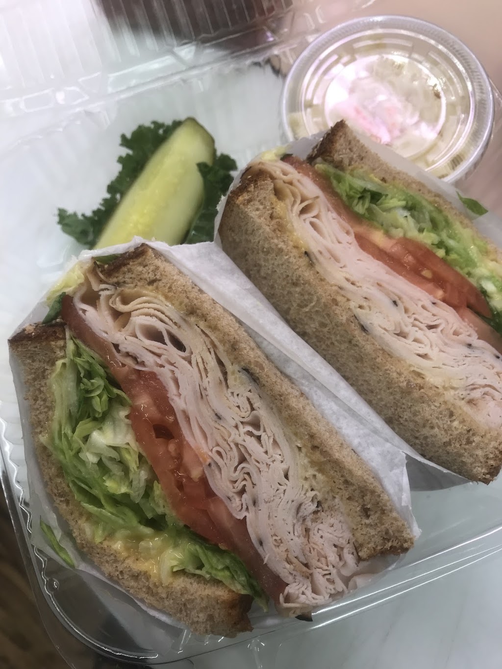 Sea Breeze Deli | 687 Glen Cove Ave, Glen Head, NY 11545 | Phone: (516) 674-0342