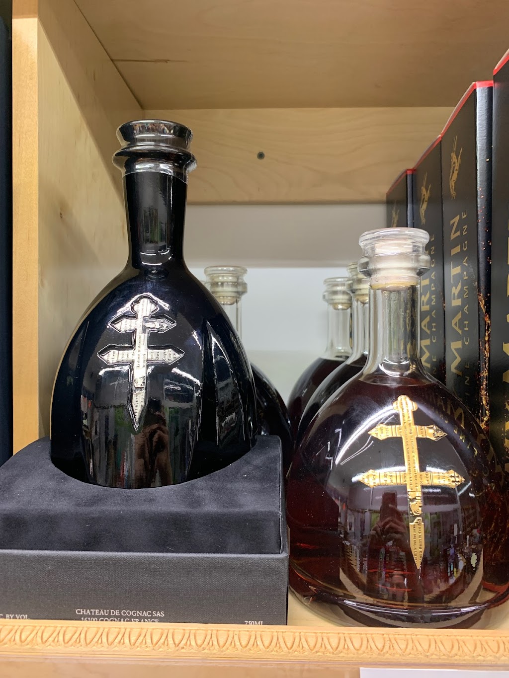 kaj wine and liquor | 107-44 Van Wyck Expy, Jamaica, NY 11419 | Phone: (718) 480-1122