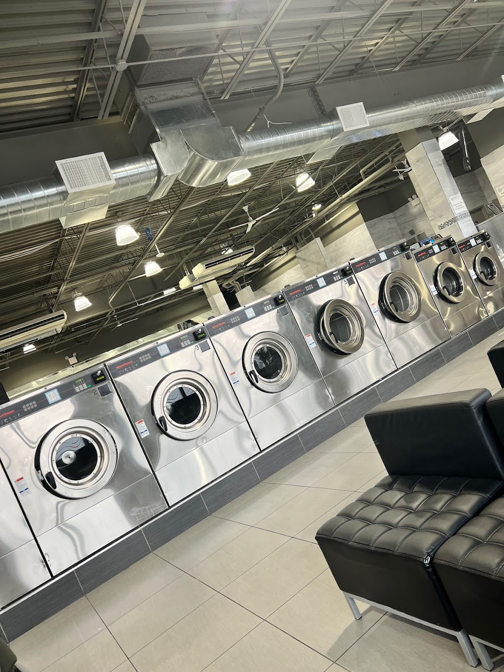 CleanFresh Laundromat | 1745 Central Park Ave, Yonkers, NY 10710 | Phone: (914) 361-1313