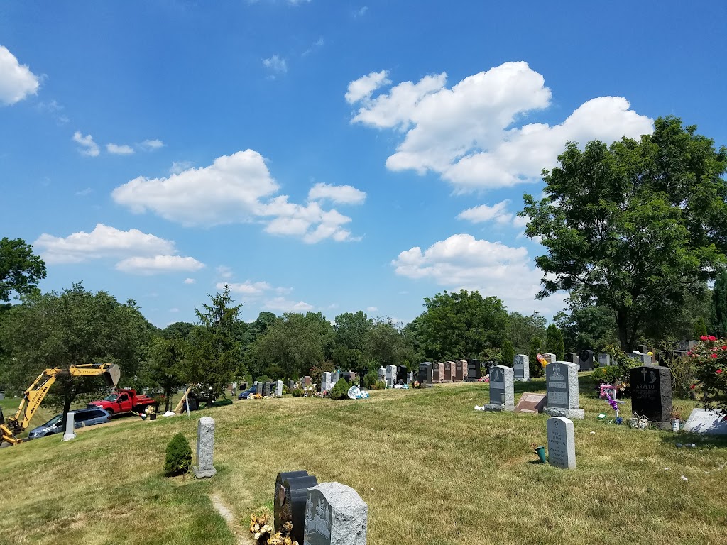 Oakland Cemetery | 2 Saw Mill River Rd, Yonkers, NY 10701 | Phone: (914) 963-1077