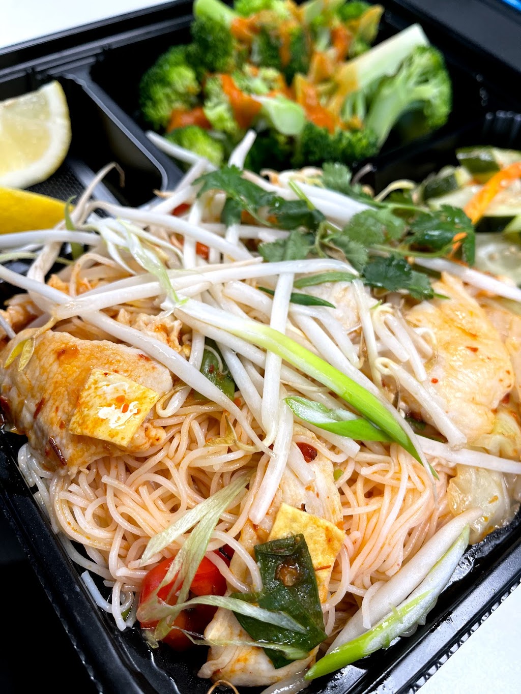 Boxo Noodle Bowl | 380 Franklin Ave, Franklin Square, NY 11010 | Phone: (516) 616-0843