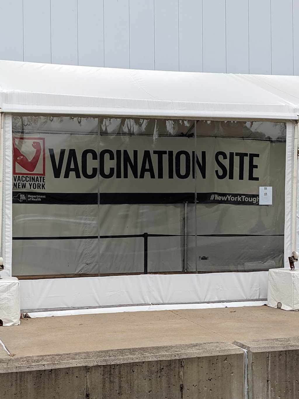 Old Westbury COVID-19 Mass Vaccine Site | Clark Physical Education & Recreation Center, Wenwood Dr, Glen Head, NY 11545 | Phone: (800) 232-0233