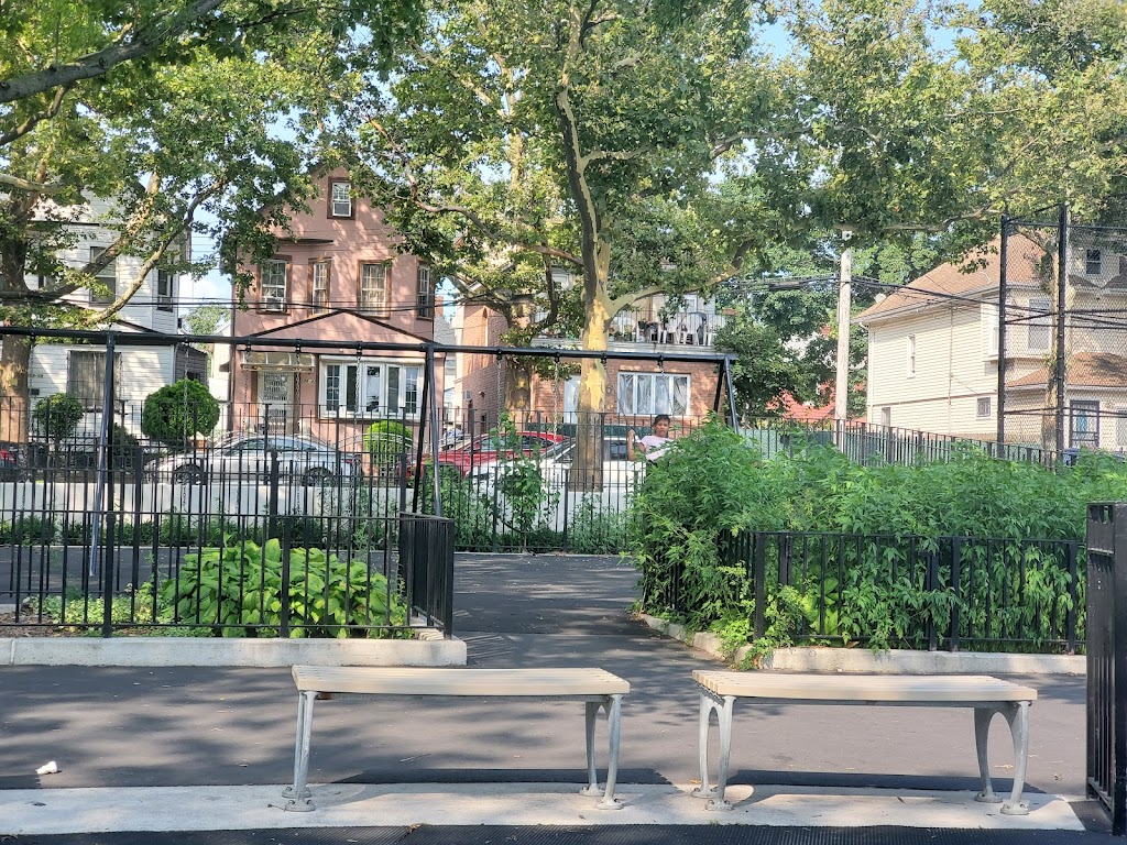 Norelli-Hargreaves Playground | 103-50 142nd St, Queens, NY 11435 | Phone: (212) 639-9675