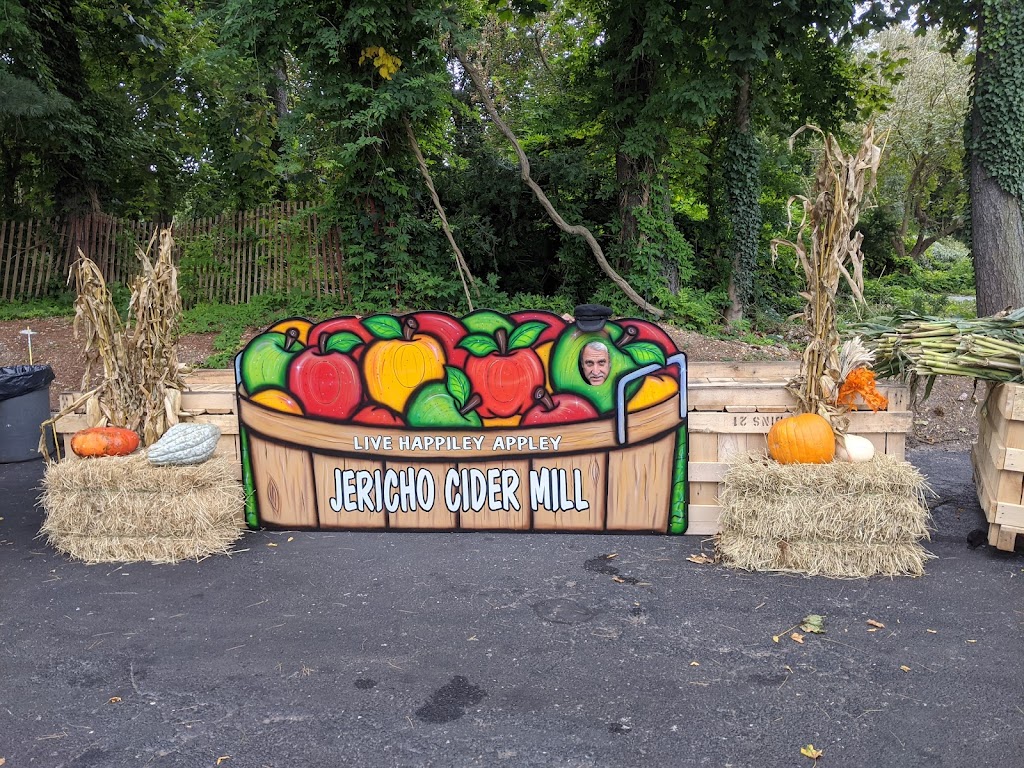 Jericho Cider Mill | 213 Jericho Oyster Bay Rd, Jericho, NY 11753 | Phone: (516) 433-3360