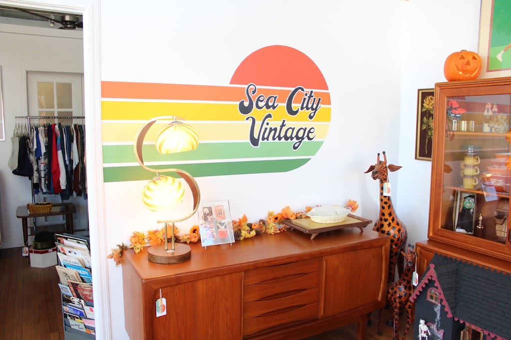 Sea City Vintage | 2001 Park St, Atlantic Beach, NY 11509 | Phone: (516) 243-5147