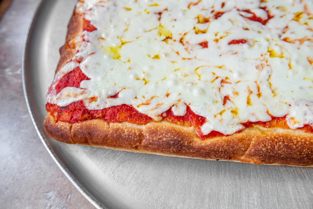 Marios Pizzeria | 3824 Dyre Ave, Bronx, NY 10466 | Phone: (718) 325-8770