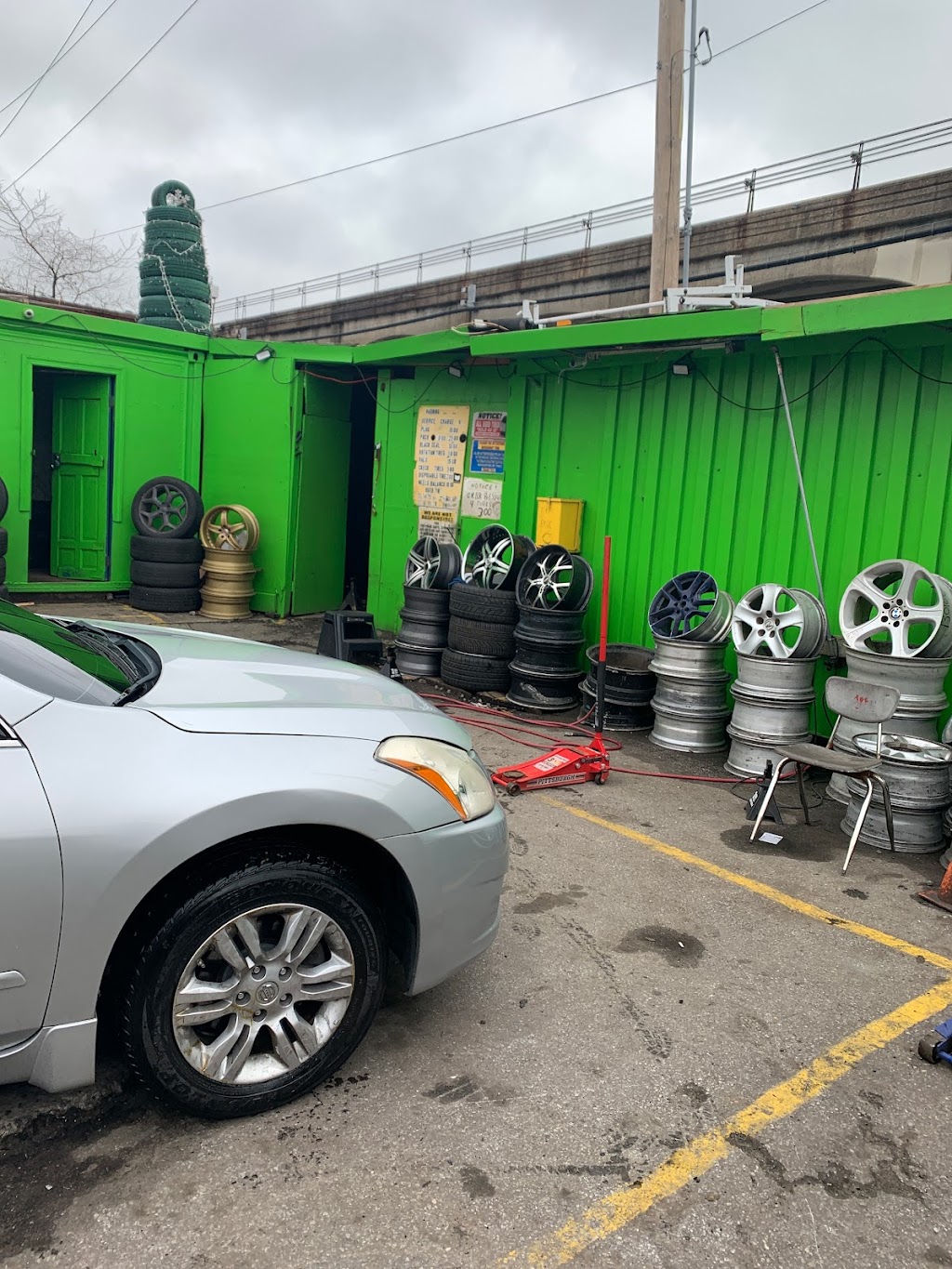 El Duro Tire Shop | 53-07 Rockaway Beach Blvd, Queens, NY 11691 | Phone: (347) 752-9322